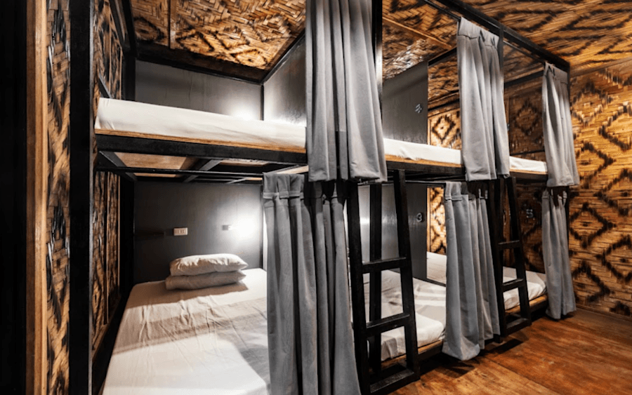 Standard 6-Bed Dorm