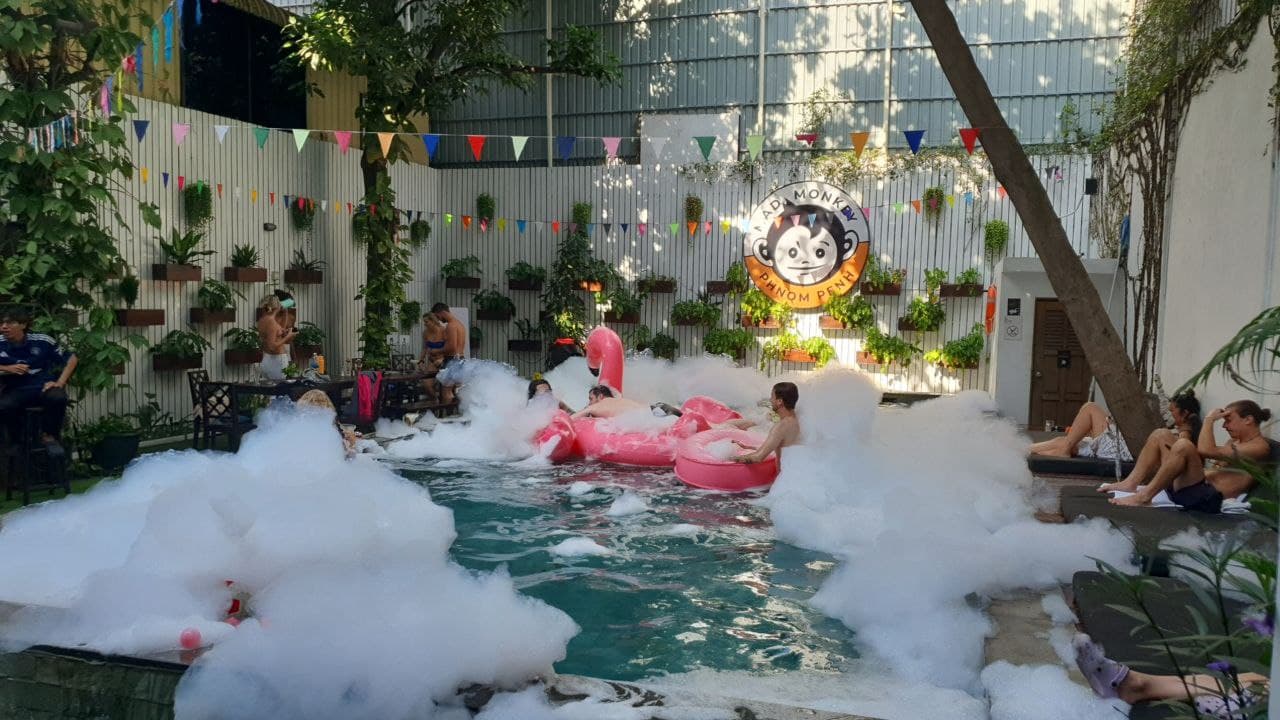 Pool Party & BBQ — photo 9