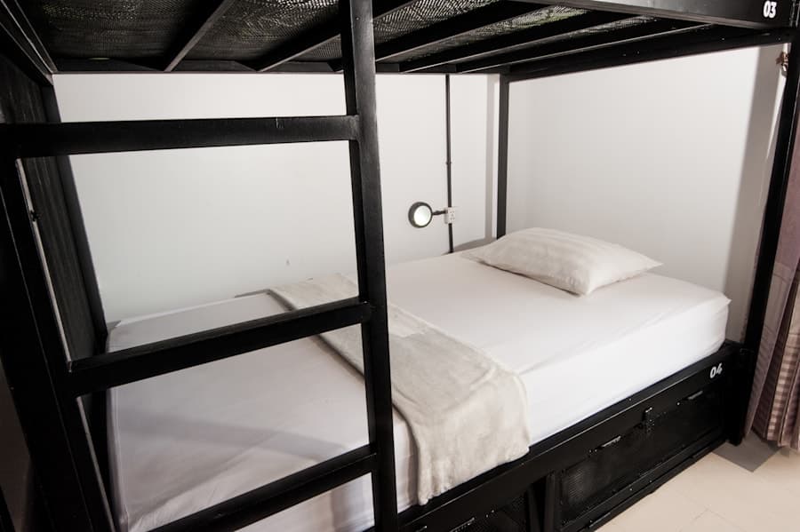 Standard 8-Bed Female Dorm
