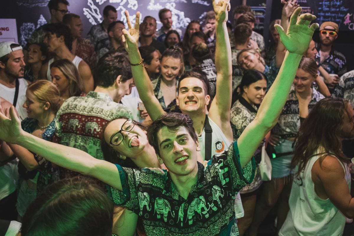 Phnom Penh Pub Crawl — photo 3
