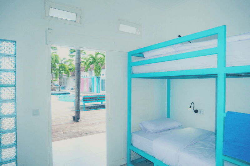 Standard 6-Bed Female Dorm